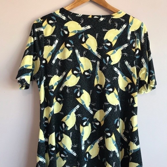 LULAROE Irma Blue Yellow Bird Print Scoop Neck A line Tunic Top Size M EUC - Picture 4 of 9